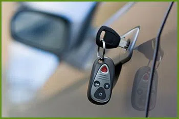 Neighborhood Locksmith Services Louisville, KY 502-667-4960 - 18-car-unlock